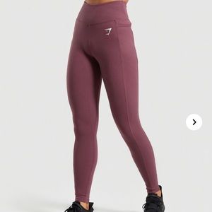 Gymshark Dreamy Leggings - Berry red
